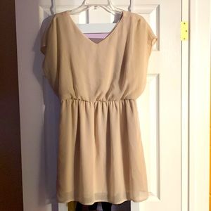 Chiffon dress with angles corners